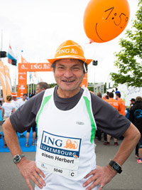 Herbert Steffny als 1:59 Zugl�ufer vor dem Start